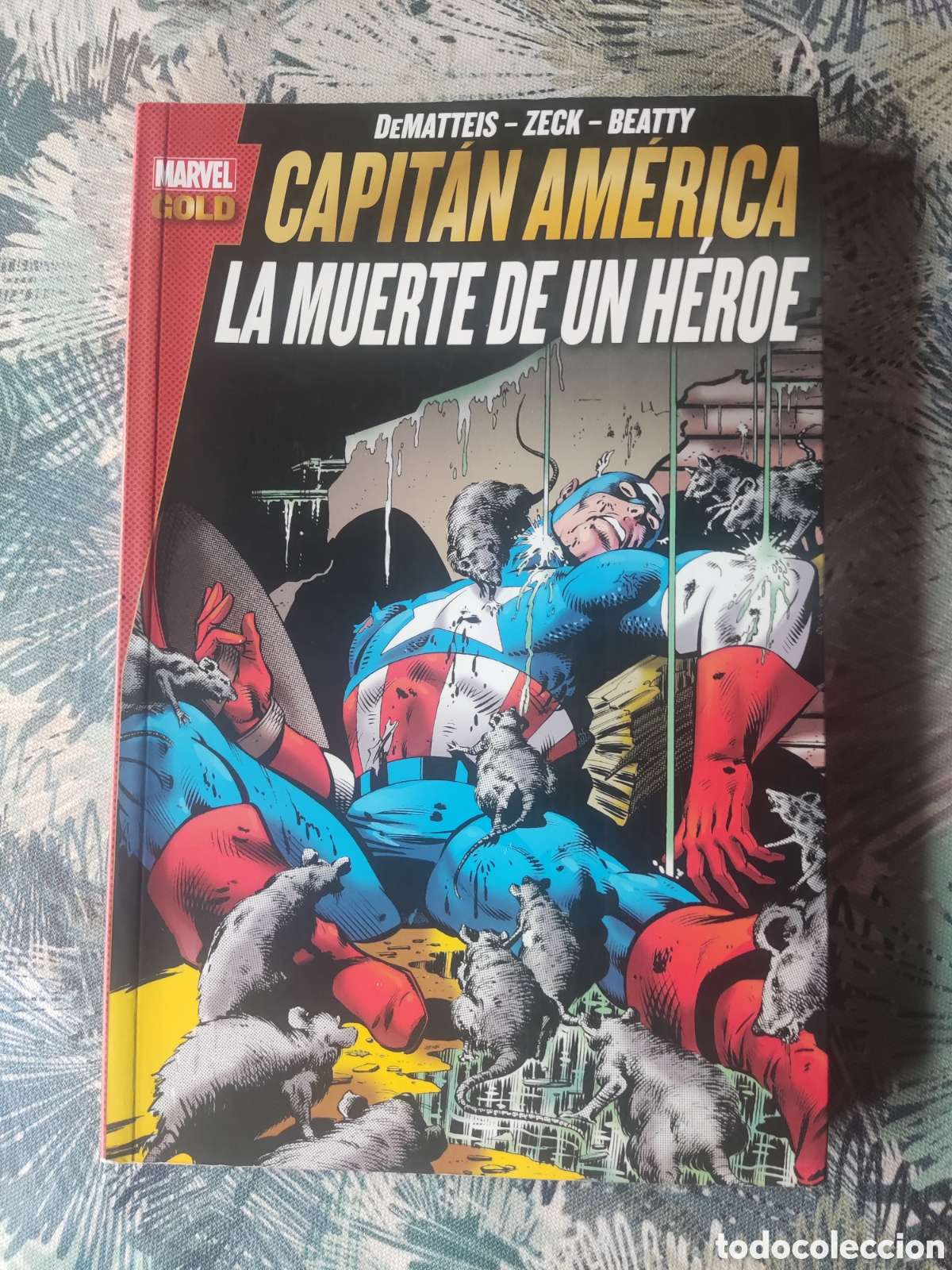 C&oacute;mics: Marvel gold capitan Am&eacute;rica Panini la muerte de un heroe - Foto 1