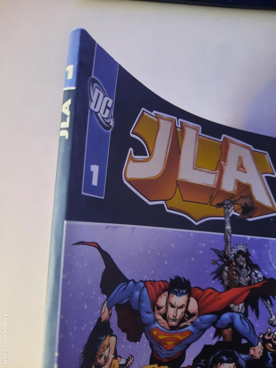 C&oacute;mics: JLA N&ordm; 1 - ED. PLANETA - Foto 2