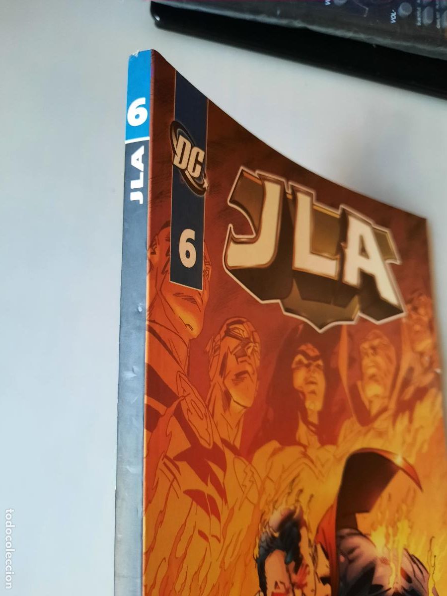 C&oacute;mics: JLA N&ordm; 6 ED. PLANETA - Foto 2