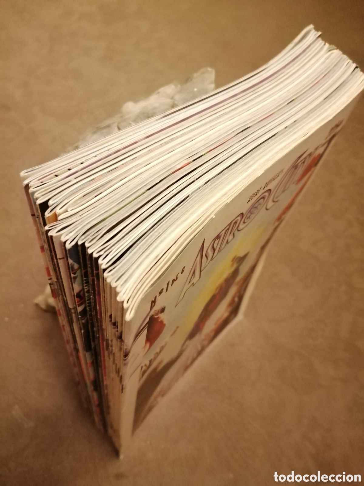 C&oacute;mics: ASTRO CITY (29 cuadernos, completa) - Foto 2