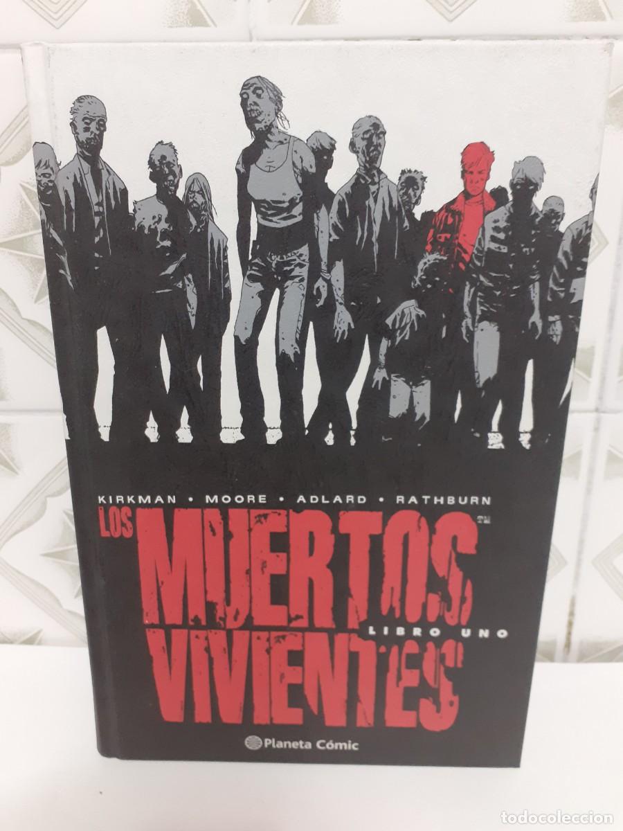 C&oacute;mics: LOS MUERTOS VIVIENTES LIBRO 1 - Foto 1
