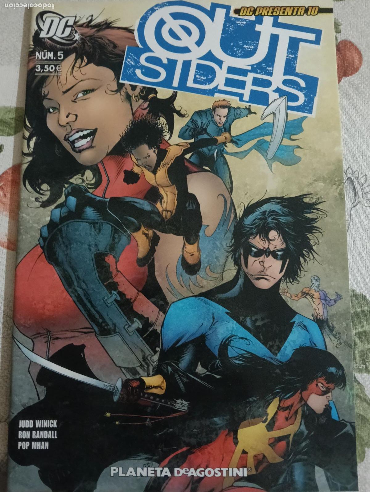 C&oacute;mics: OUTSIDERS N&ordm; 5 ED.PLANETA - Foto 1