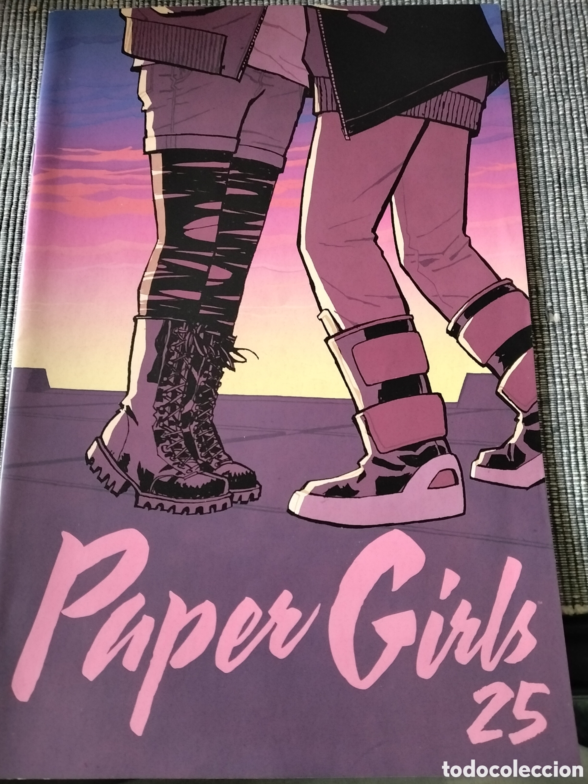 C&oacute;mics: Paper Girls n&uacute;mero 25 - Foto 1