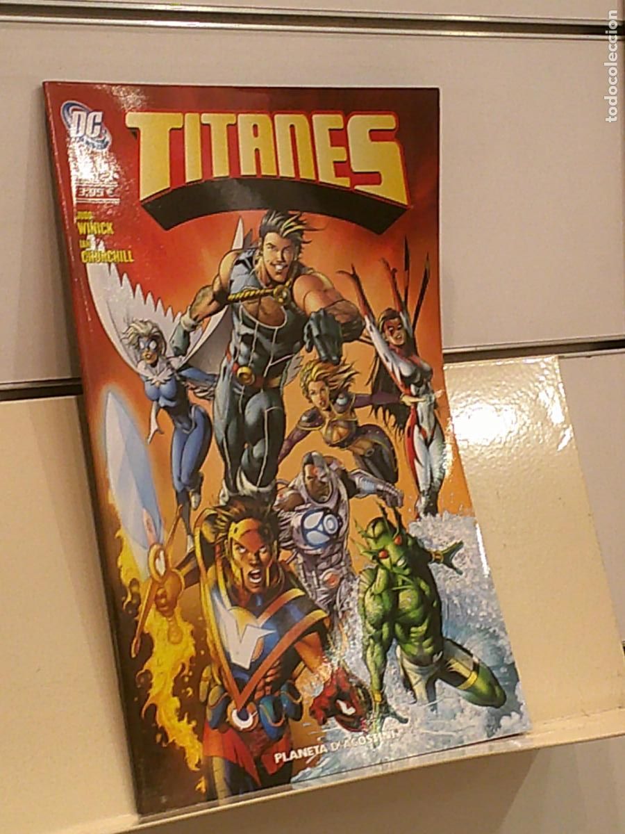 C&oacute;mics: TITANES N&ordm; 1 DC - PLANETA OFERTA - Foto 1