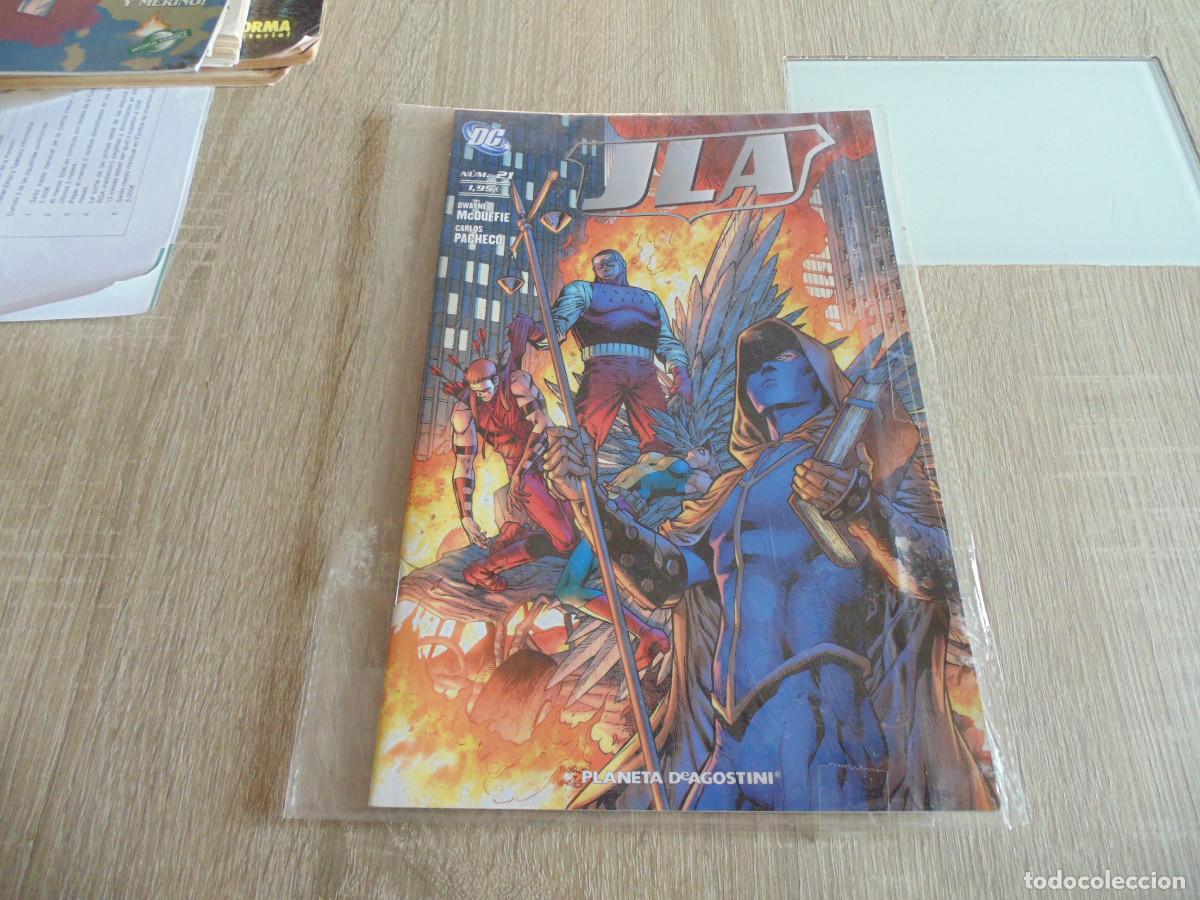C&oacute;mics: JLA n&ordm; 21. 2009. DC / Planeta - Foto 1
