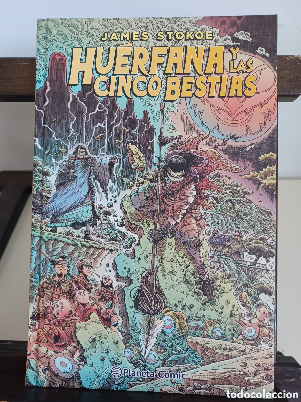 C&oacute;mics: Hu&eacute;rfana y las cinco bestias/ James Stokoe/ Planeta C&oacute;mic/ NUEVO
