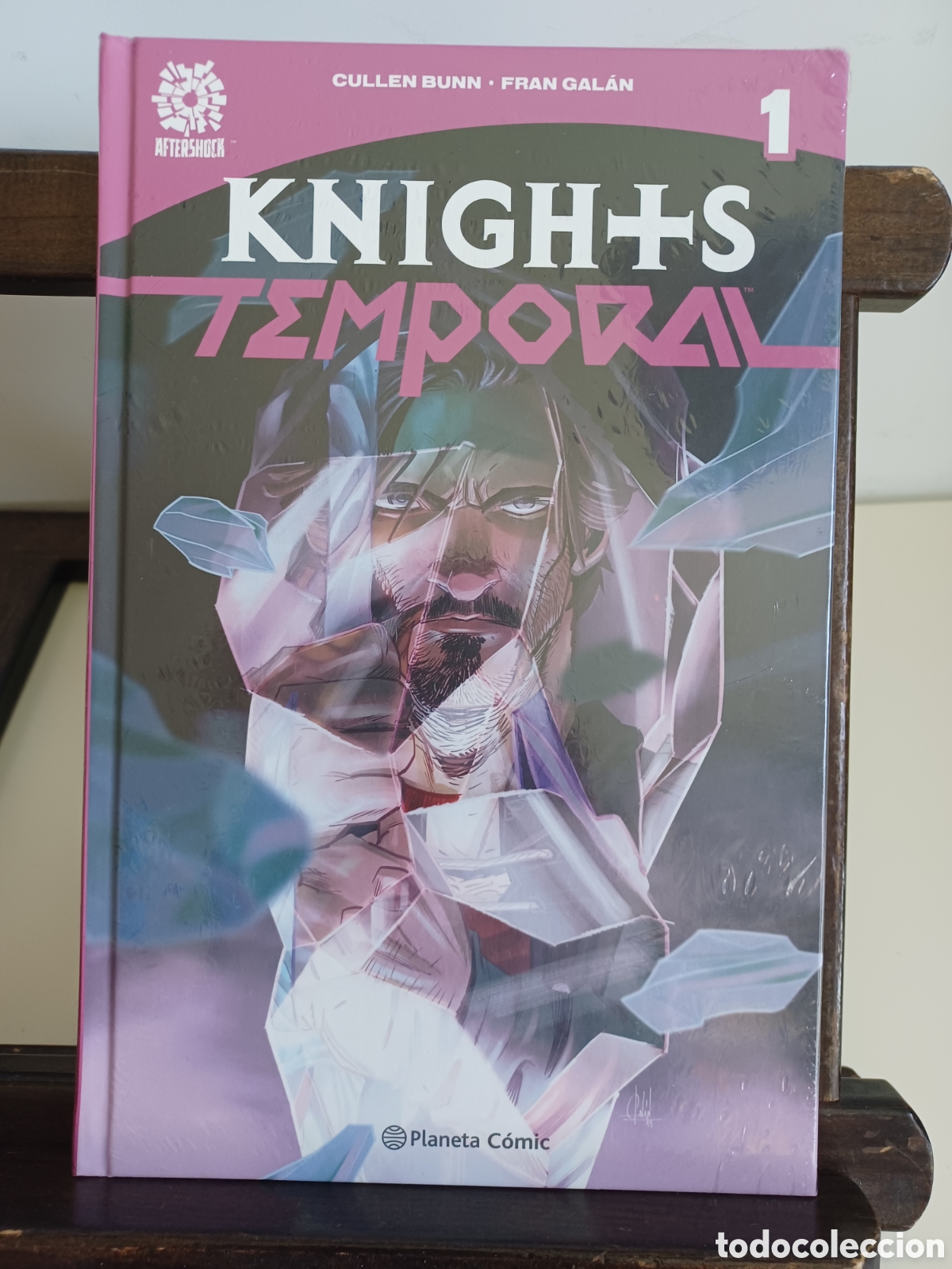 C&oacute;mics: Knights Temporal 1/ Bunn & Gal&aacute;n/ Planeta C&oacute;mic Aftershock/ NUEVO RETRACTILADO