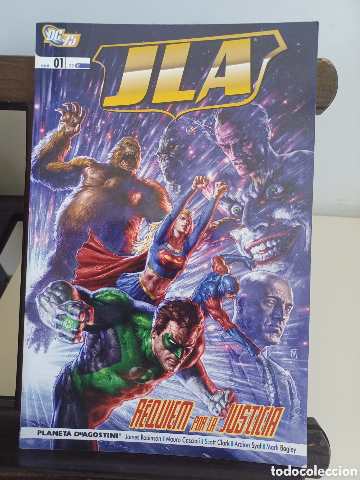 Comics: JLA 01 R&eacute;quiem por la justicia/ Planeta DeAgostini/ Descatalogado