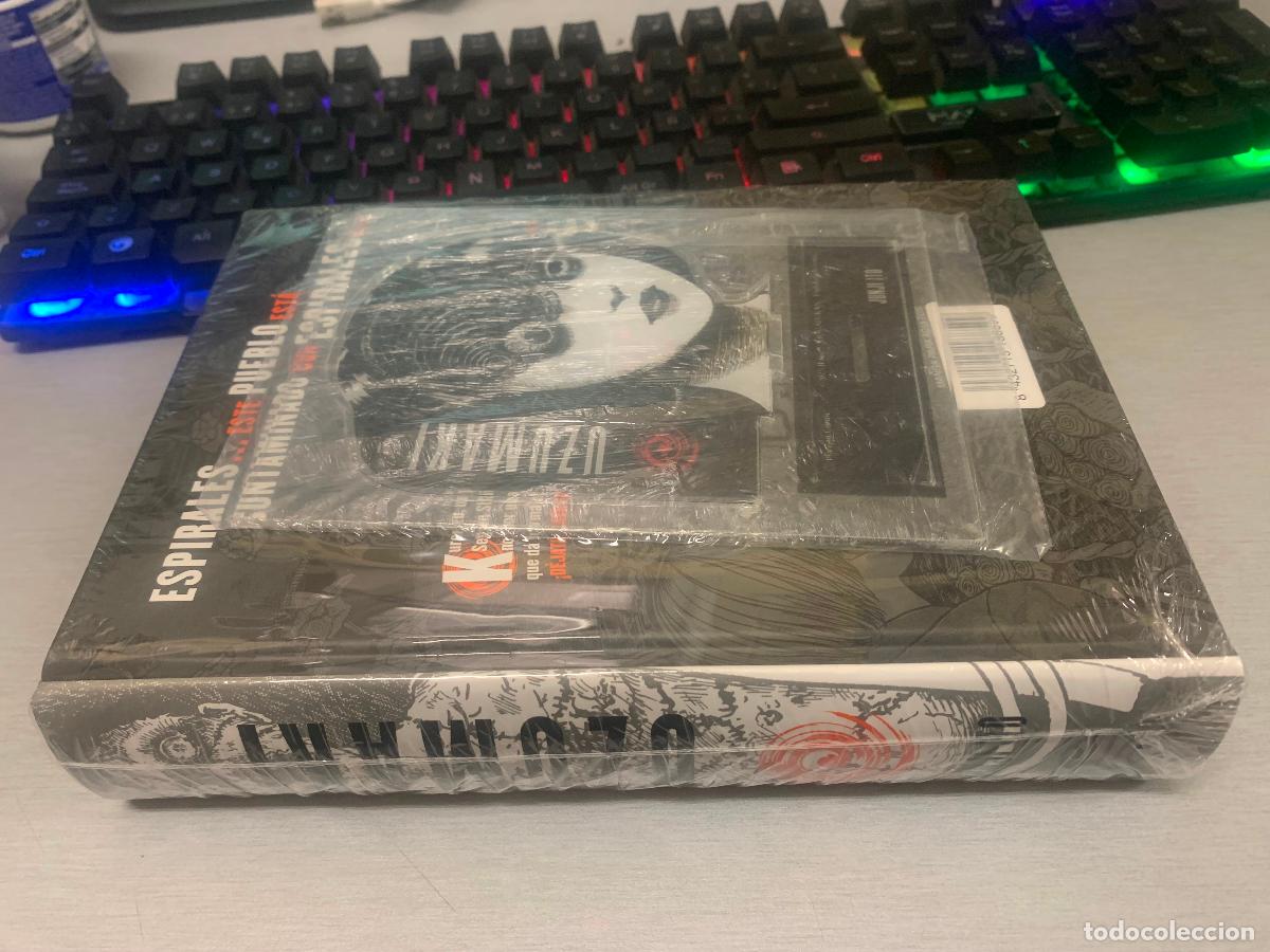 C&oacute;mics: UZUMAKI INTEGRAL - JUNJI ITO / PLANETA (EDICI&Oacute;N ESPECIAL CON FIGURA ACR&Iacute;LICA)
