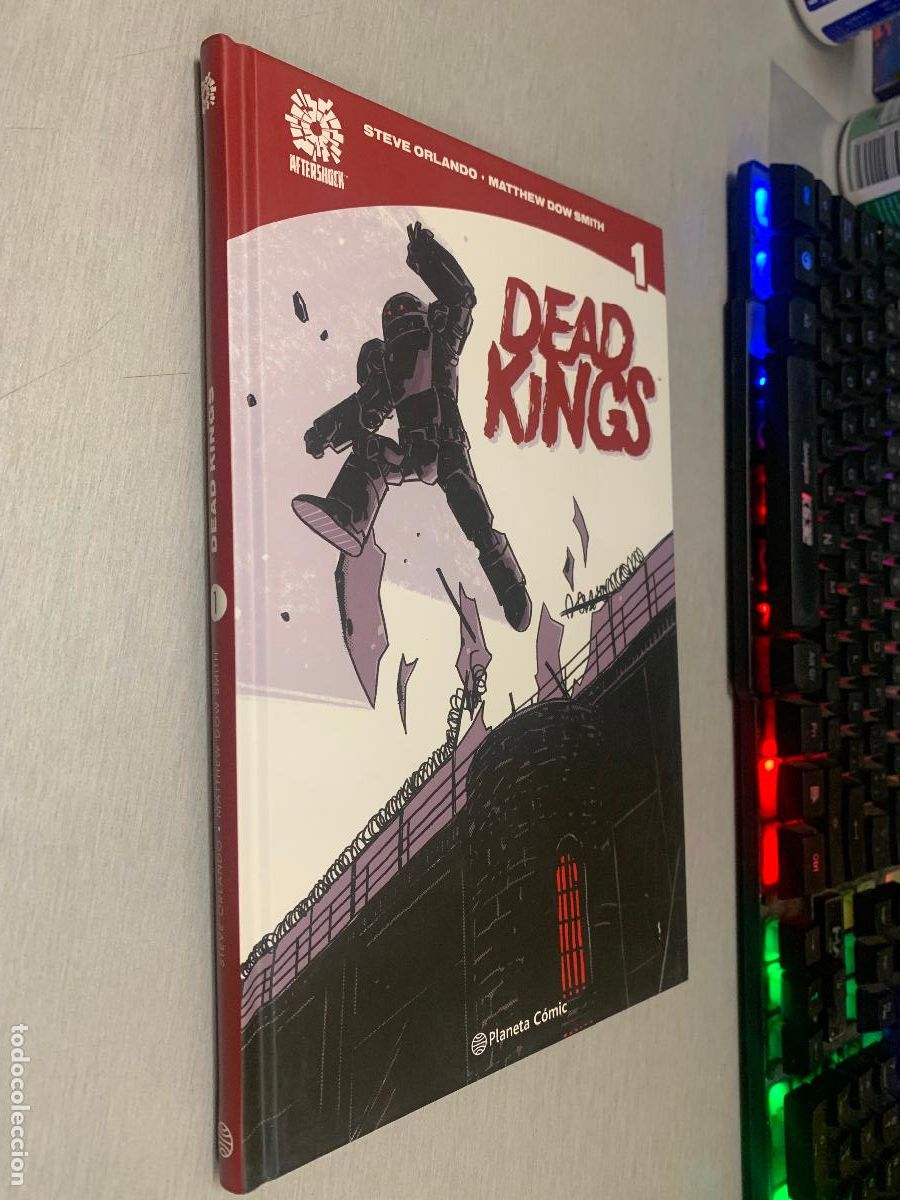 C&oacute;mics: DEAD KINGS VOLUMEN 1 / STEVE ORLANDO, MATTHEW DOW SMITH / PLANETA C&Oacute;MIC 2024