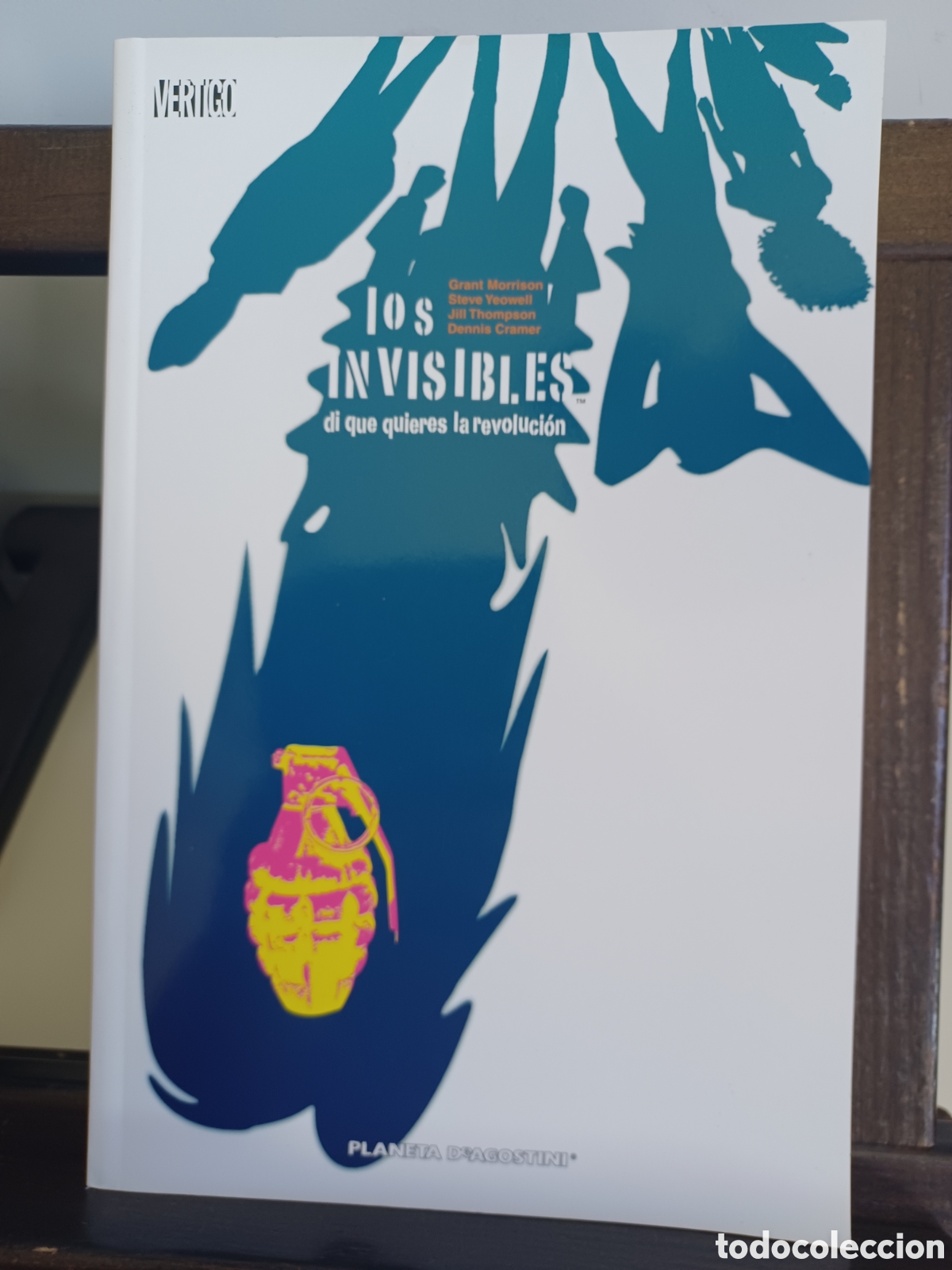 C&oacute;mics: Los invisibles. Di que quieres la revoluci&oacute;n/ V&eacute;rtigo Planeta DeAgostini/ NUEVO A ESTRENAR