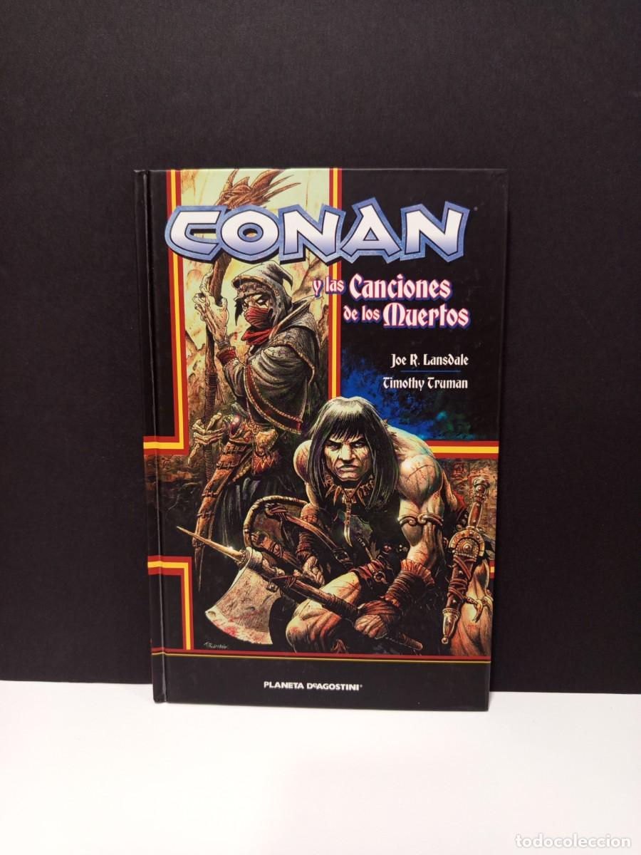 C&oacute;mics: CONAN Y LAS CANCIONES DE LOS MUERTOS