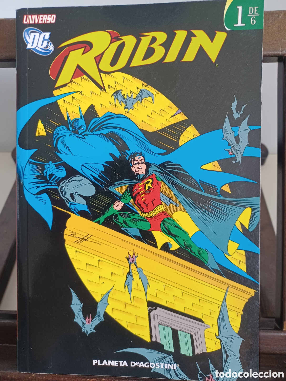 C&oacute;mics: Robin 1 de 6/ Universo DC/ Planeta DeAgostini