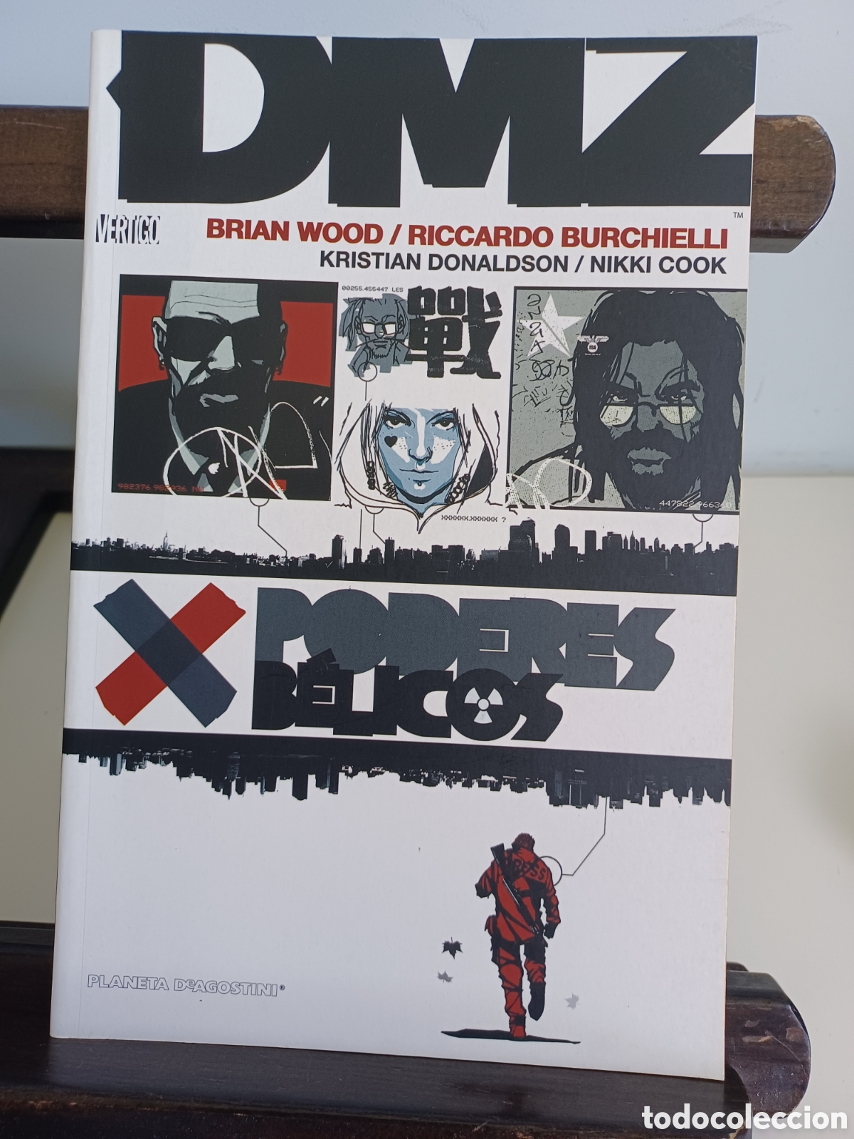 C&oacute;mics: DMZ Poderes b&eacute;licos/ Planeta DeAgostini/ Excelente estado