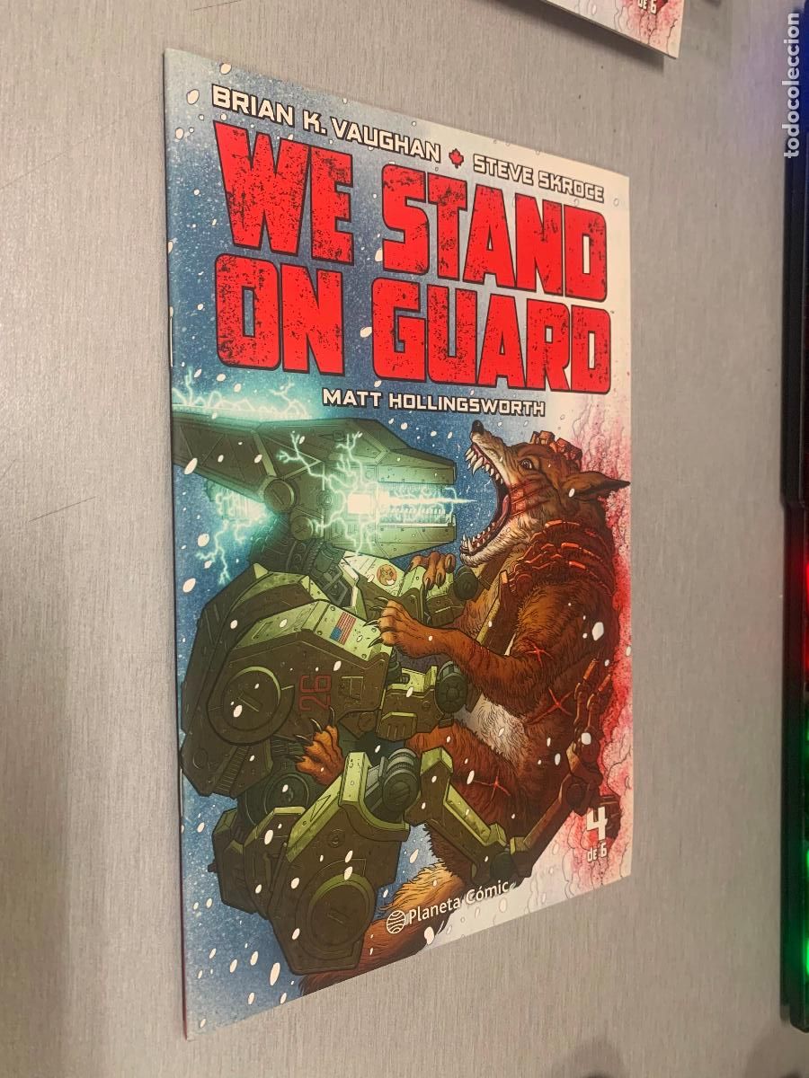 C&oacute;mics: WE STAND ON GUARD N&ordm; 4 / MATT HOLLINGS WORTH, BRIAN K. VAUGHAN, STEVE SKROCE / PLANETA