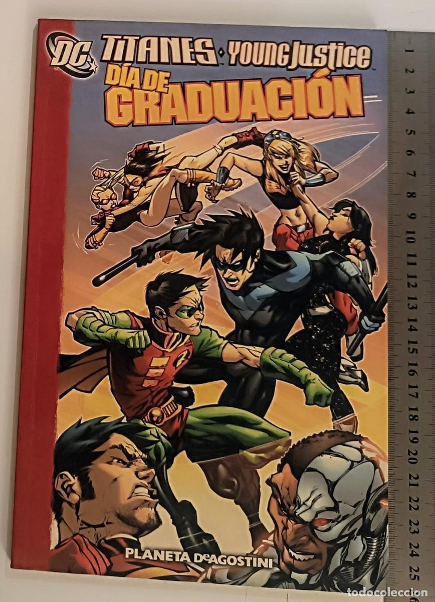 C&oacute;mics: Titanes / Young Justice: D&iacute;a de Graduaci&oacute;n - Planeta 2005 - MINT