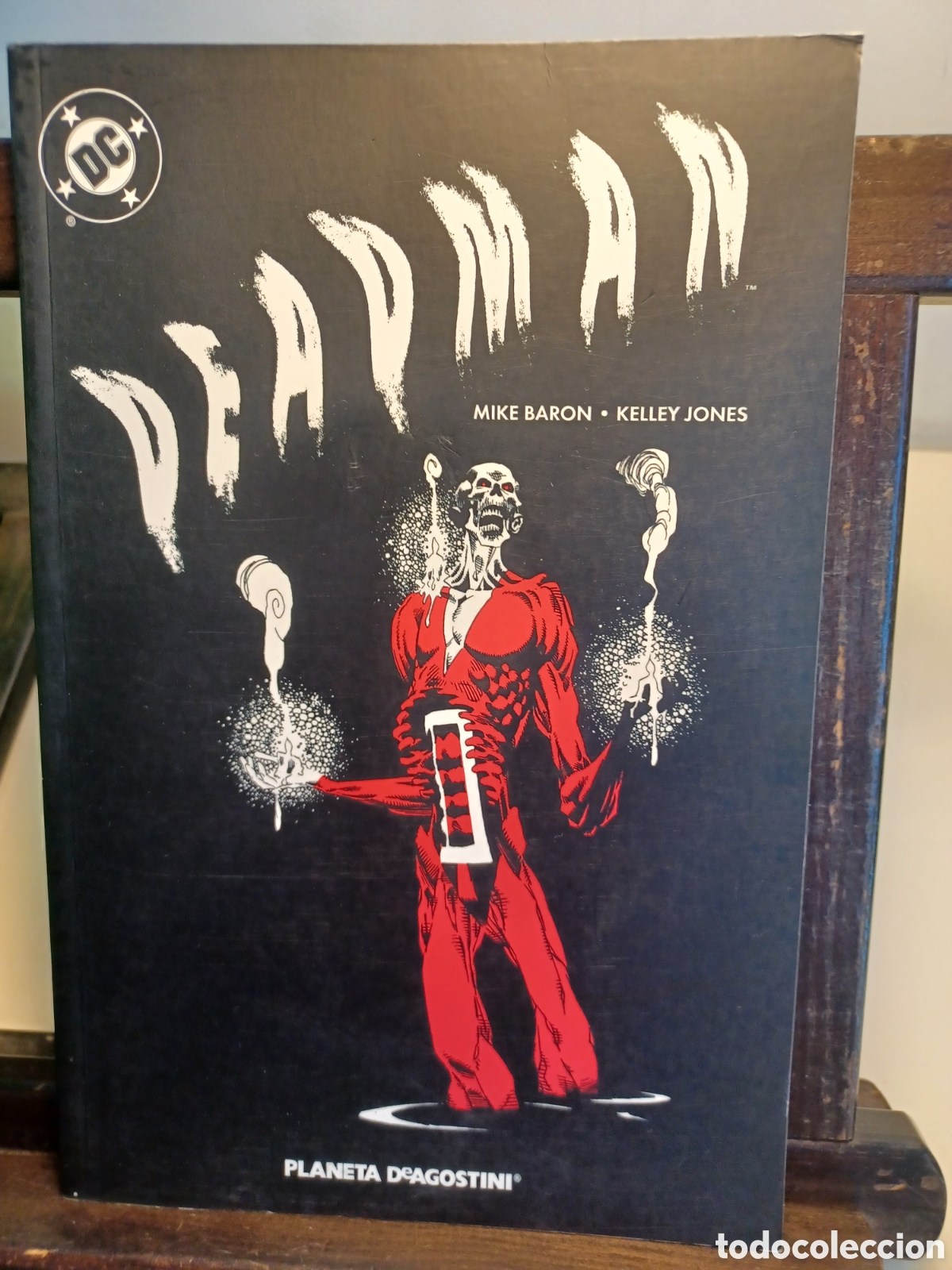 C&oacute;mics: Deadman de Kelley Jones/ Planeta DeAgostini/ Descatalogado