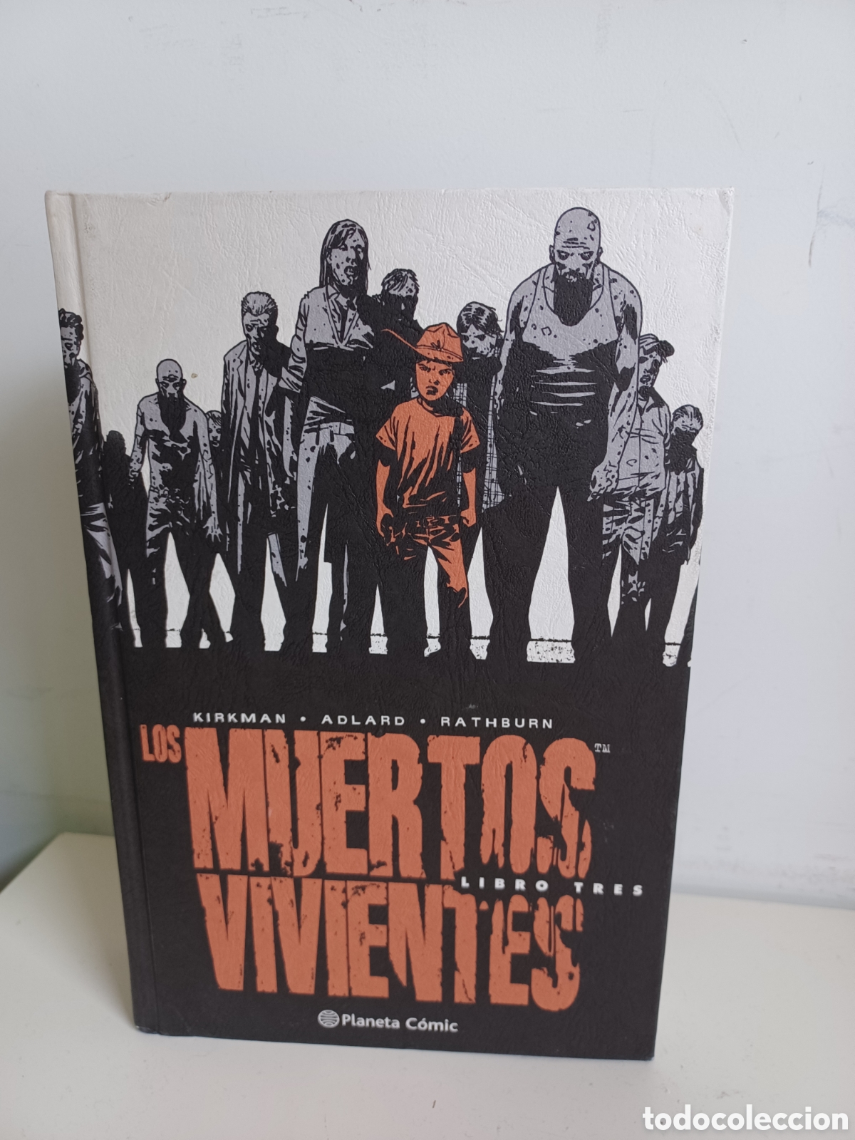 C&oacute;mics: Los Muertos Vivientes. Integral 3/ Planeta C&oacute;mic - Foto 1