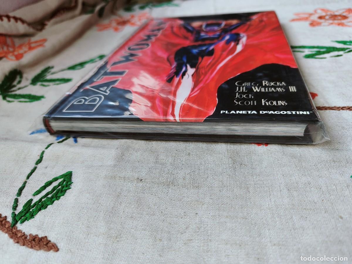 C&oacute;mics: Batwoman. Integral. Rucka. Planeta. - Foto 5
