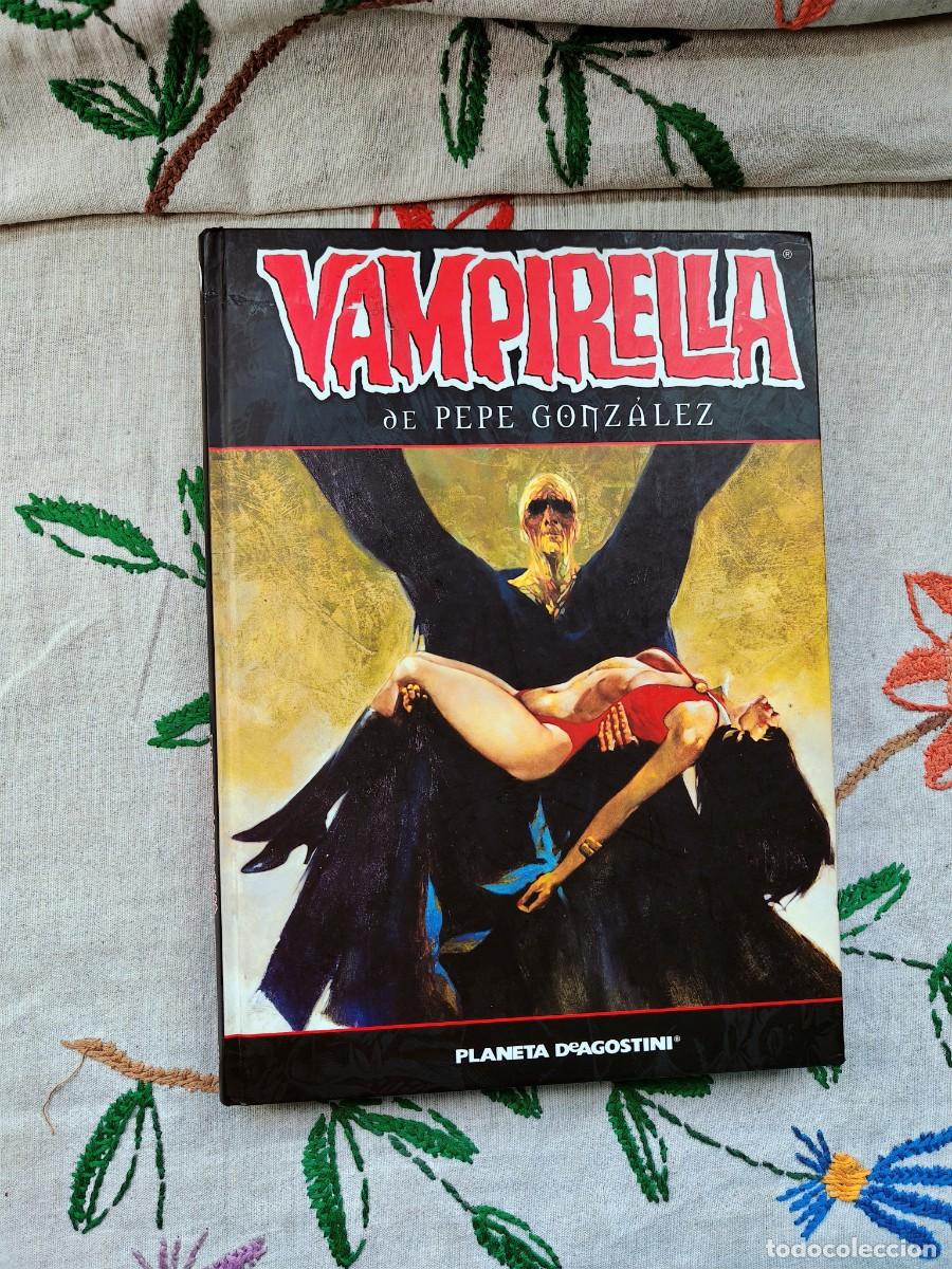 C&oacute;mics: Vampirella. Integral. Tomo 1. Pepe G&oacute;nzalez. Planeta. Edici&oacute;n en tapa dura.