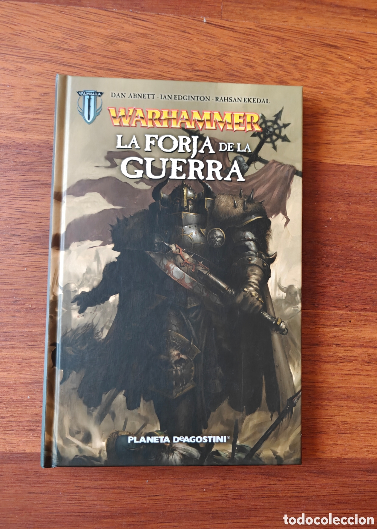 Comics: La forja de la guerra. Warhammer. Dan Abnett. Tapa dura.