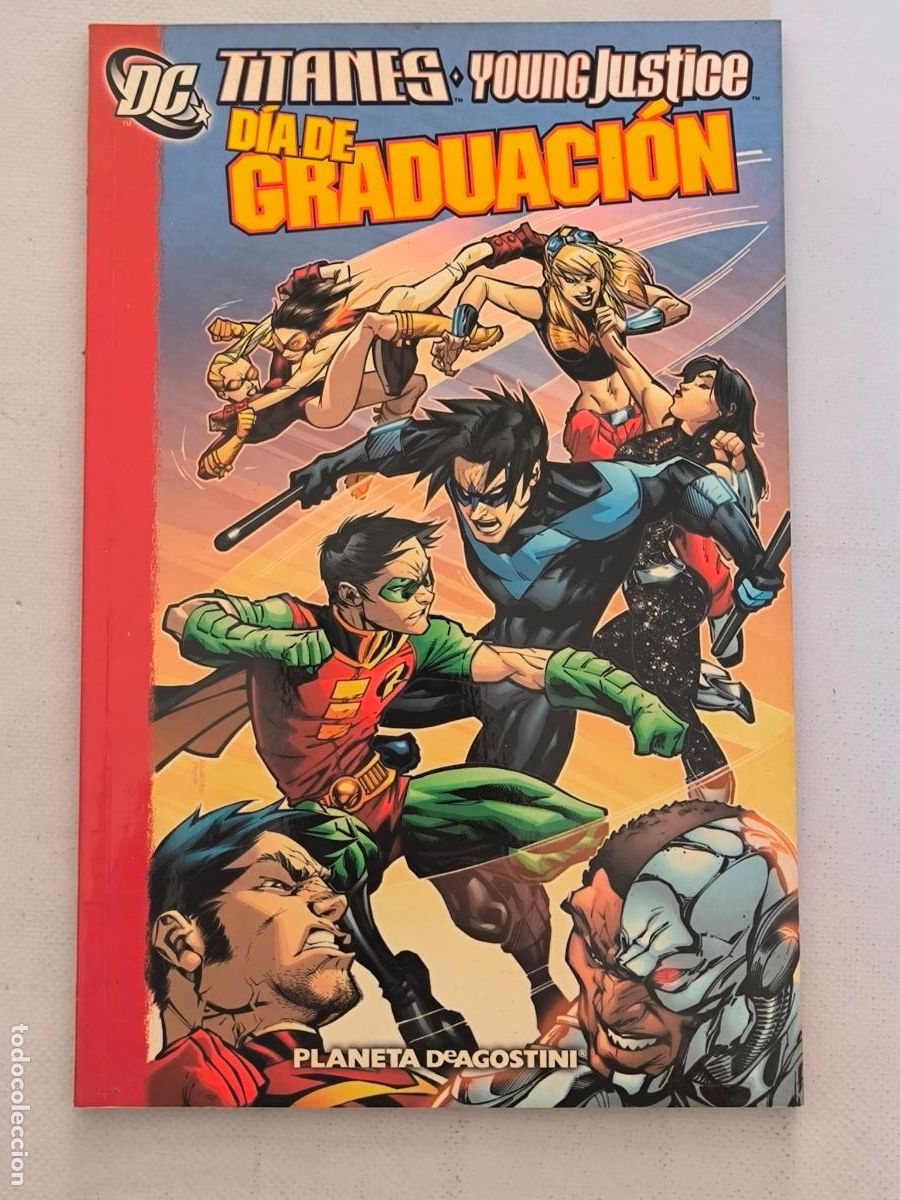 C&oacute;mics: TITANES YOUNG JUSTICE: DIA DE GRADUACION - PLANETA (R2)