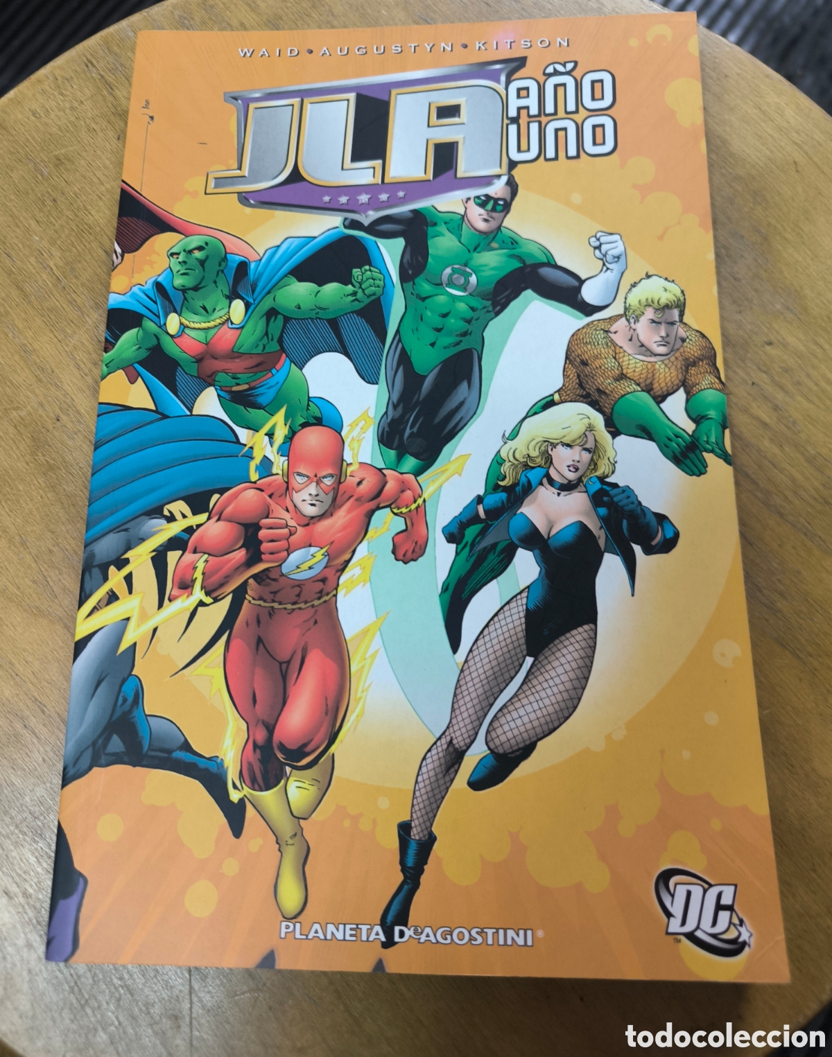 C&oacute;mics: JLA: A&Ntilde;O UNO (Planeta de Agostini)
