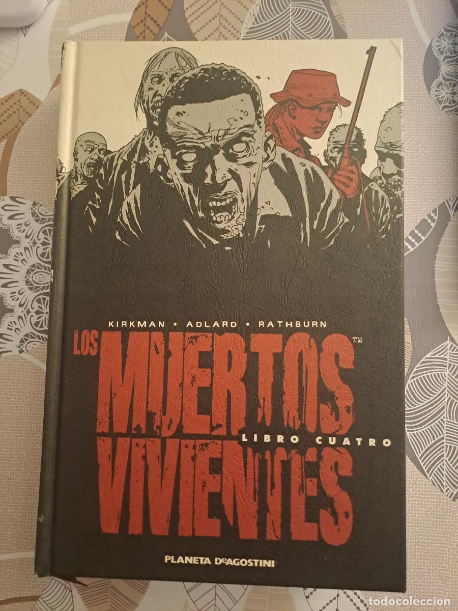 C&oacute;mics: Los muertos vivientes libro cuatro, Planeta en muy buen estado