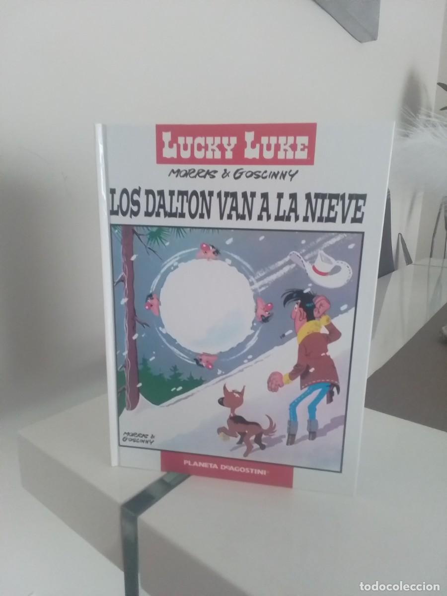 C&oacute;mics: Los Dalton van a la nieve. Lucky Luke - Morris & Goscinny - Planeta de Agostini (tintin norma comic)