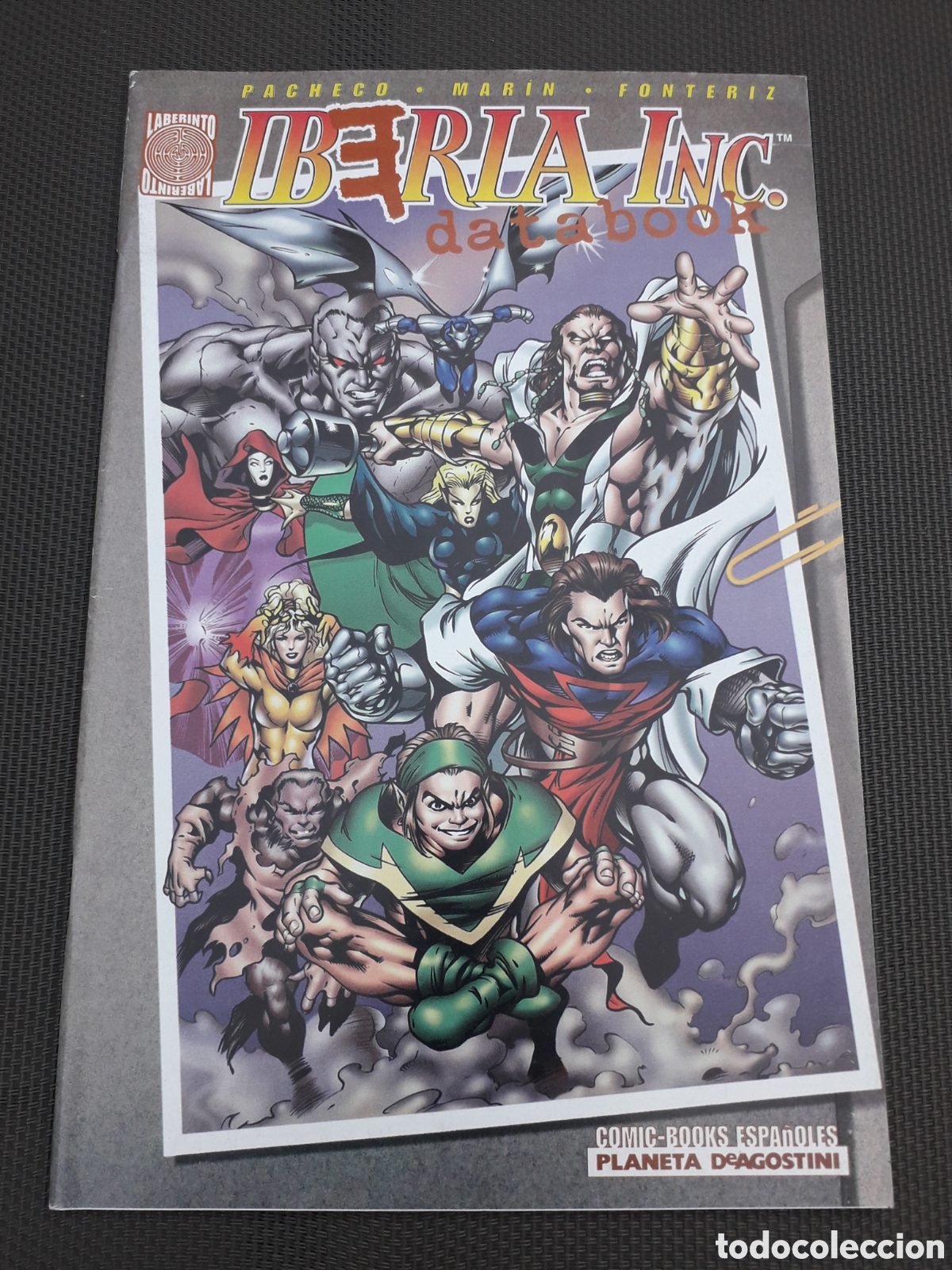 C&oacute;mics: IBERIA INC DATABOOK. EXCELENTE ESTADO - Foto 1