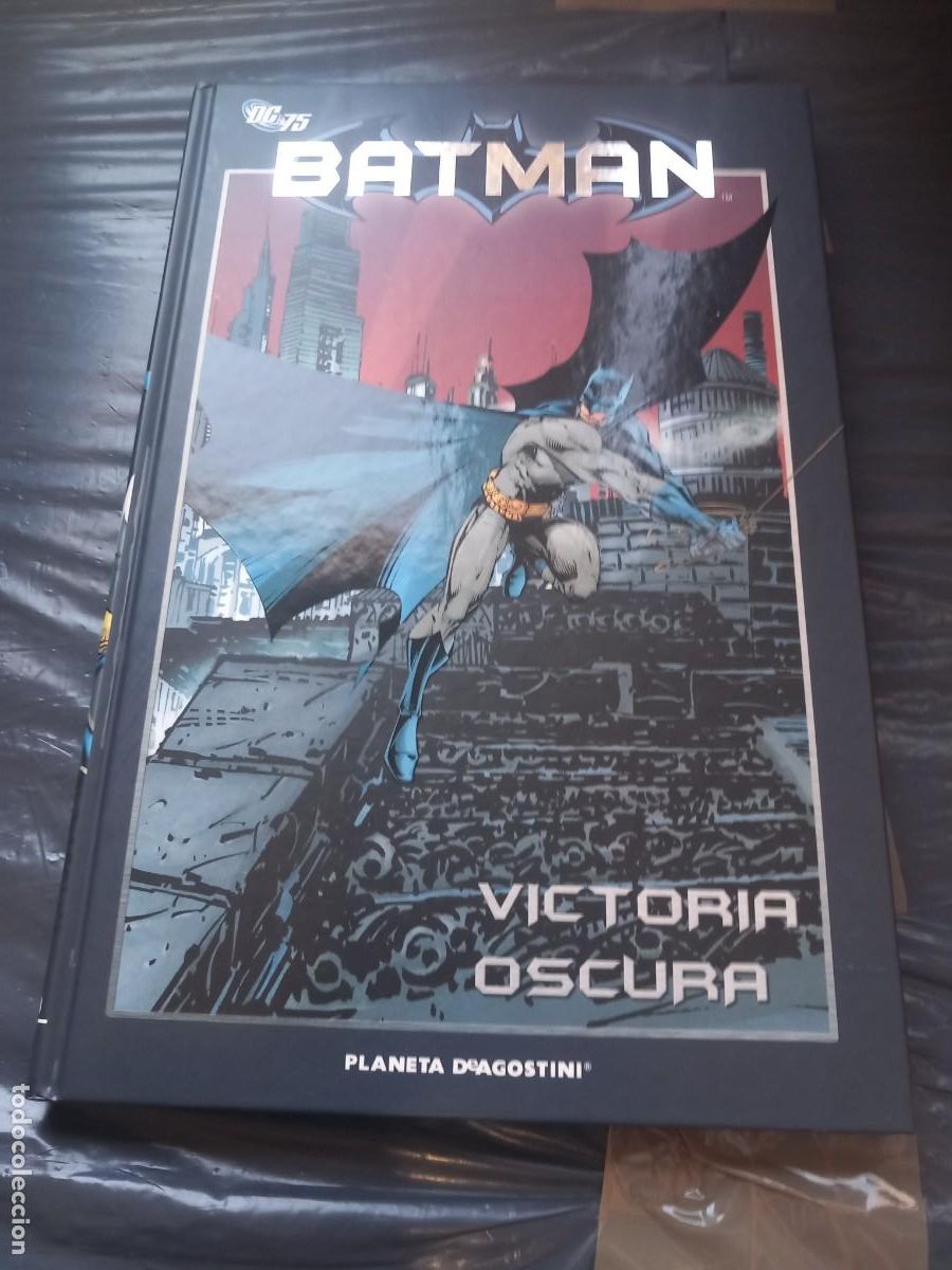 C&oacute;mics: BATMAN LA COLECCION N &deg; 8 VICTORIA OSCURA DC 75 PLANETA