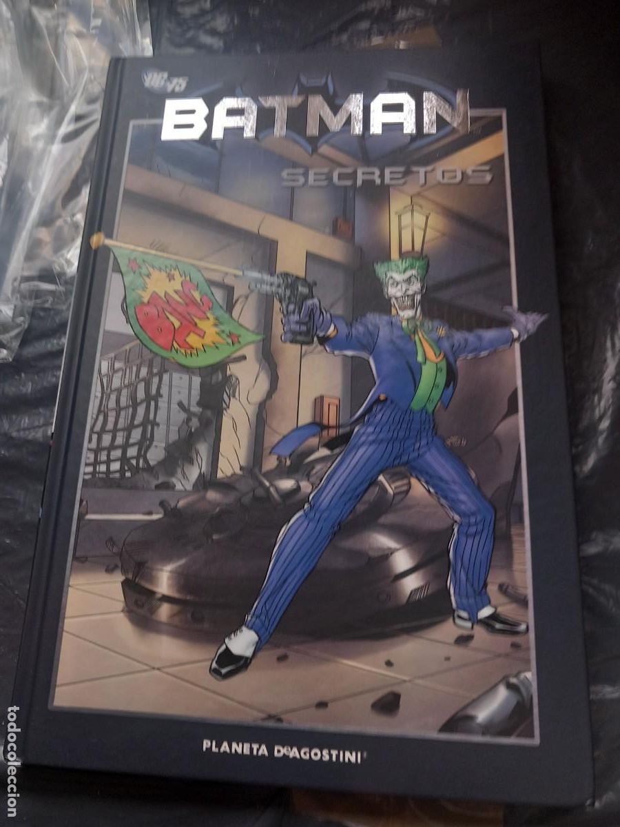 C&oacute;mics: BATMAN LA COLECCION N &deg; 21 SECRETOS DC 75 PLANETA