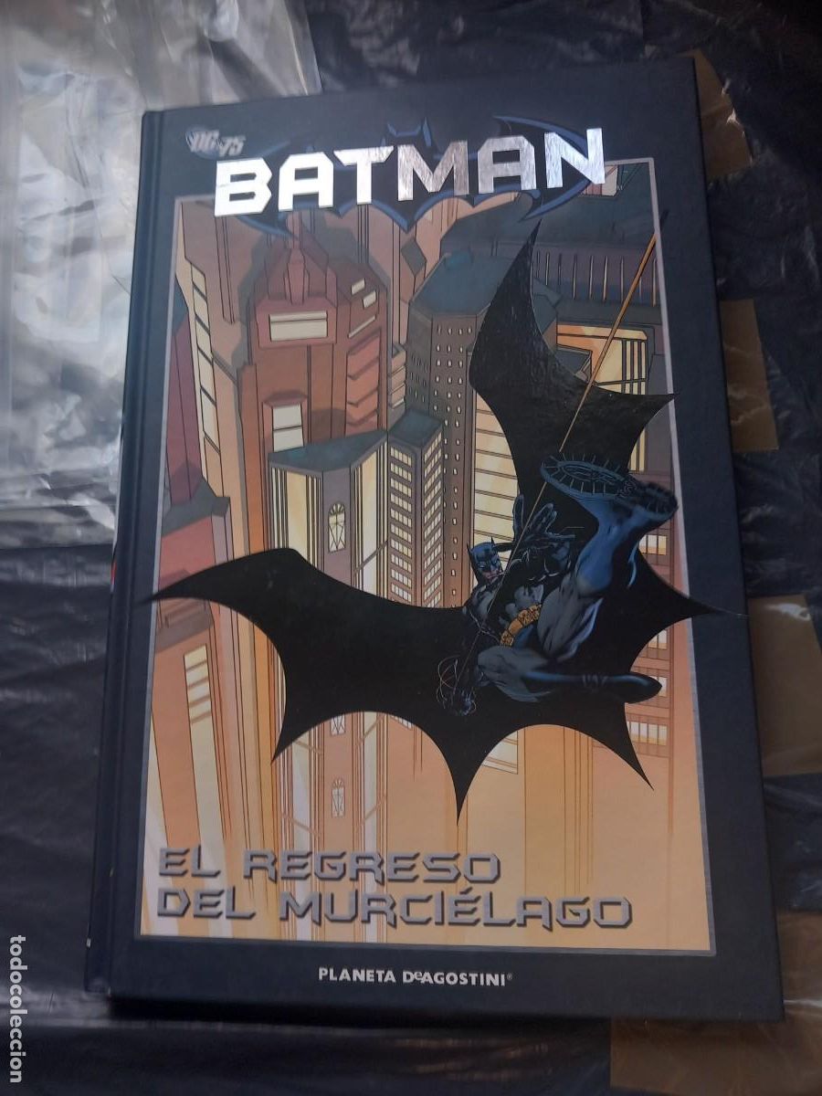 C&oacute;mics: BATMAN LA COLECCION N &deg; 33 EL REGRESO DEL MURCIELAGO DC 75 PLANETA