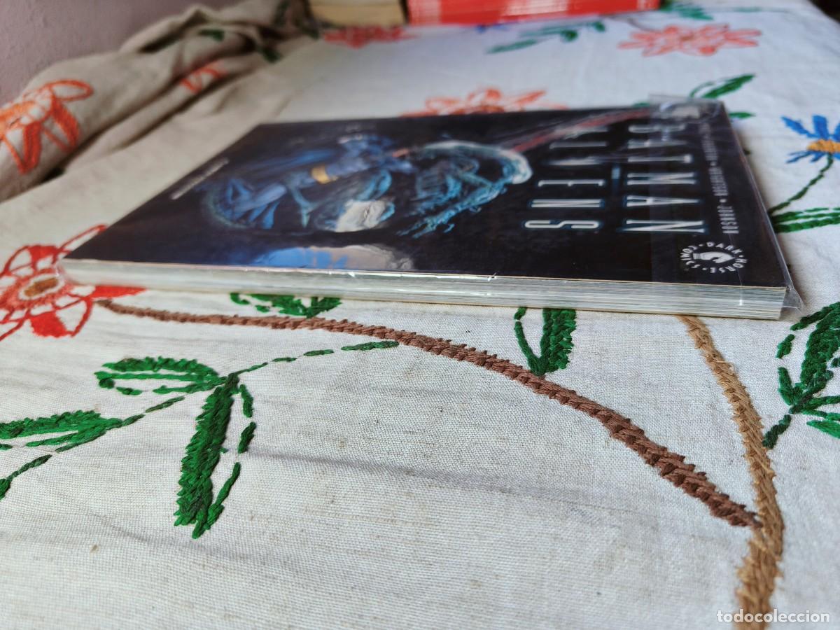 C&oacute;mics: atman contra Aliens. Wrightson. Planeta. DC Comics. - Foto 5