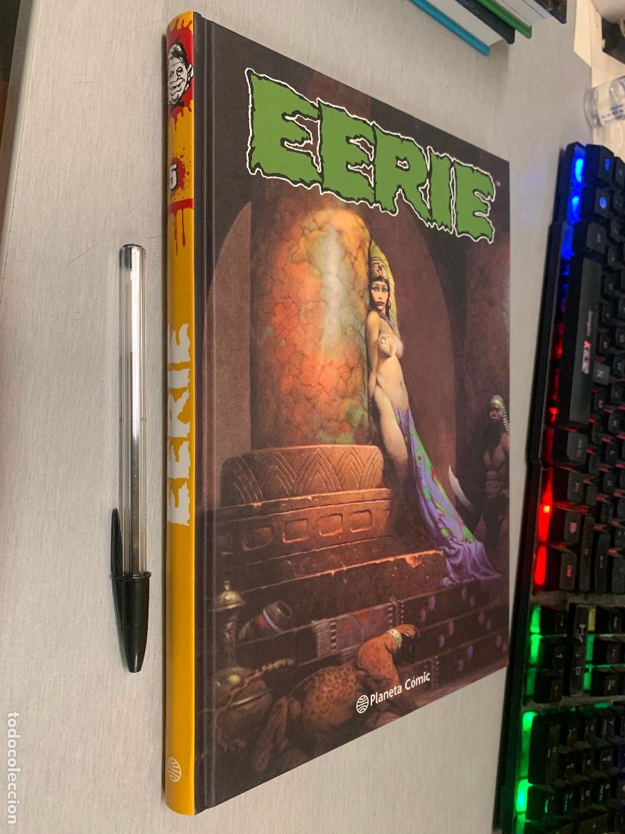 C&oacute;mics: EERIE / TOMO 4 RECOPILACI&Oacute;N DE N&Uacute;MEROS 23 A 27 DE LA SERIE ORIGINAL / PLANETA 2025