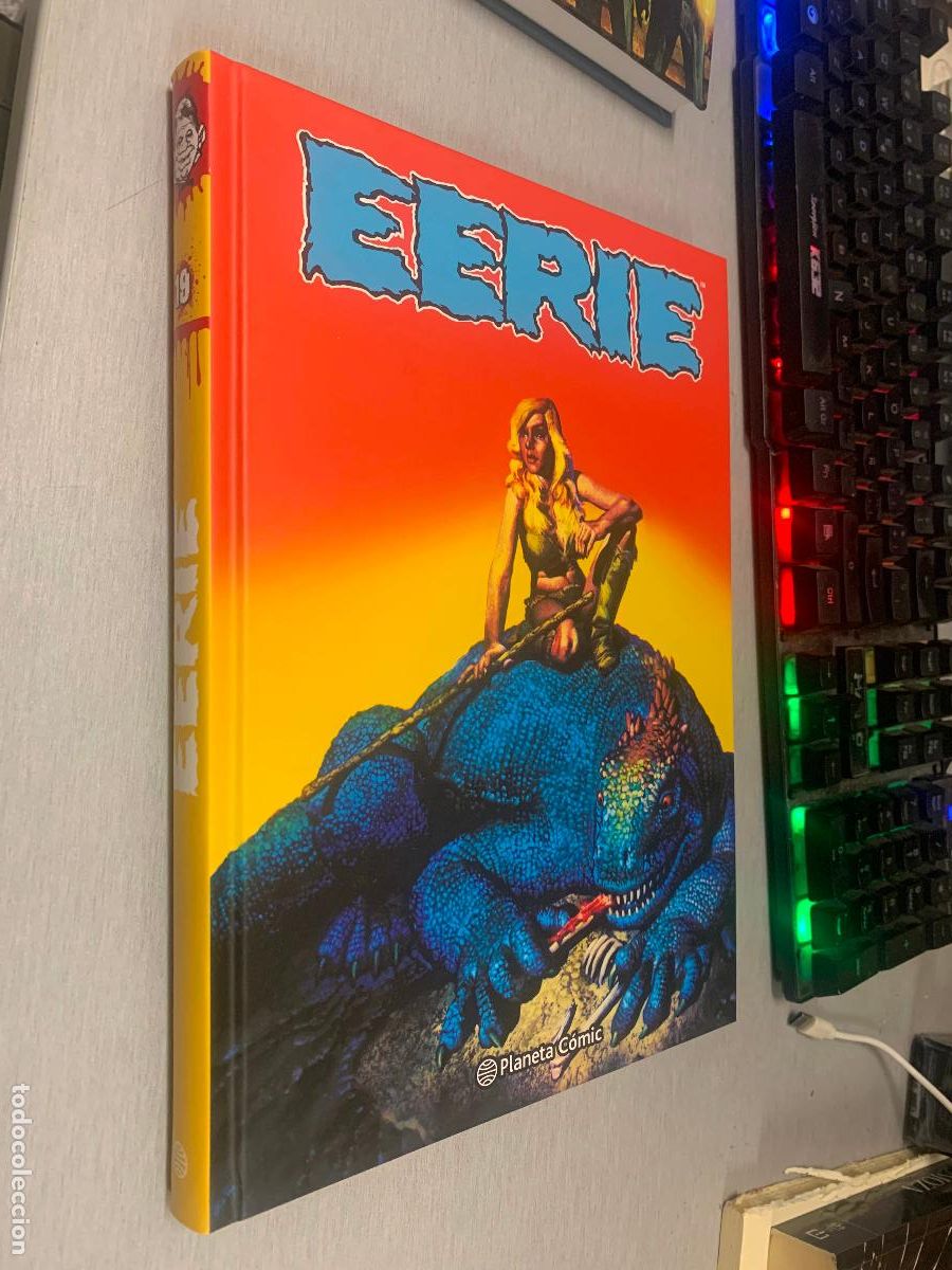 C&oacute;mics: EERIE / TOMO 19 RECOPILACI&Oacute;N DE N&Uacute;MEROS 90 A 94 DE LA SERIE ORIGINAL / PLANETA 2025
