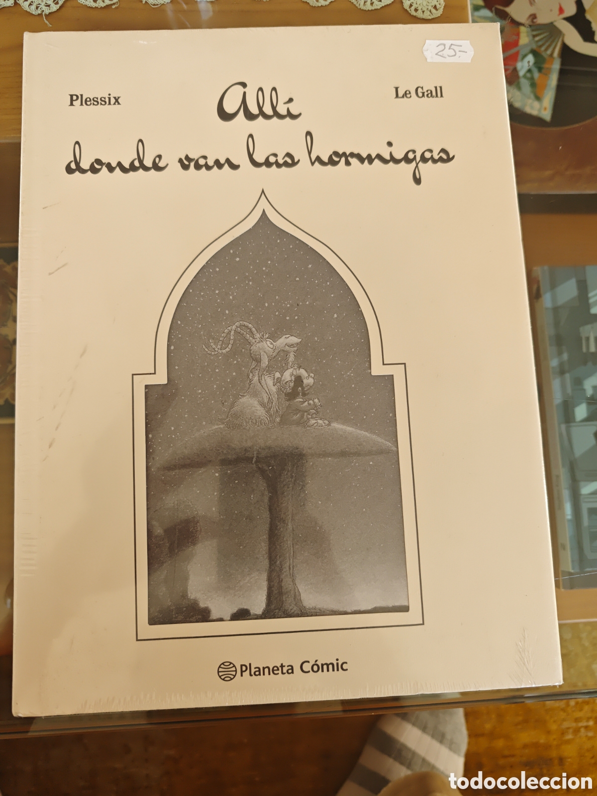 C&oacute;mics: All&iacute; donde van las hormigas. Plessix Le Gall