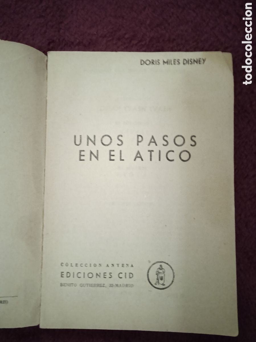 C&oacute;mics: UNOS PASOS EN EL ATICO / DORIS MILES DISNEY -ED. EDICIONES CID - Foto 2