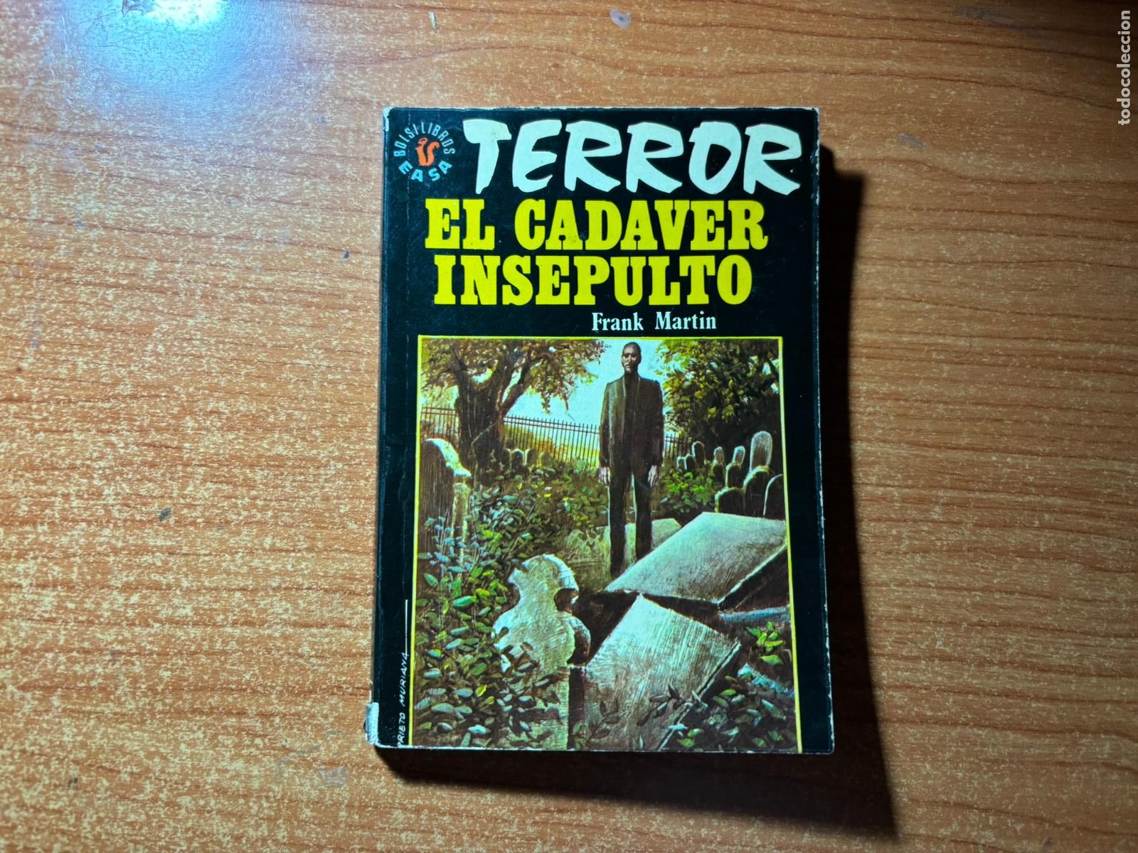 C&oacute;mics: EASA TERROR N&ordm; 46 EL CADAVER INSEPULTO
