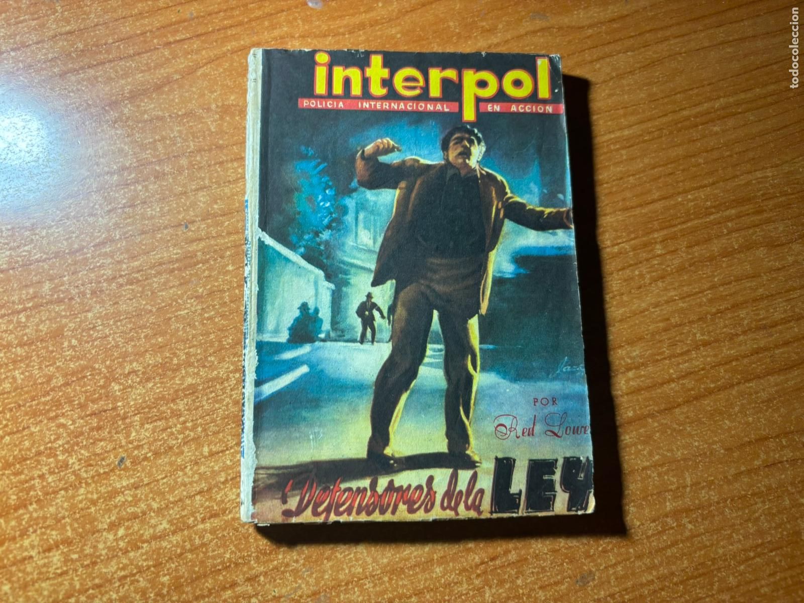 C&oacute;mics: INTERPOL N&ordm; 16 EDITORIAL DOLAR