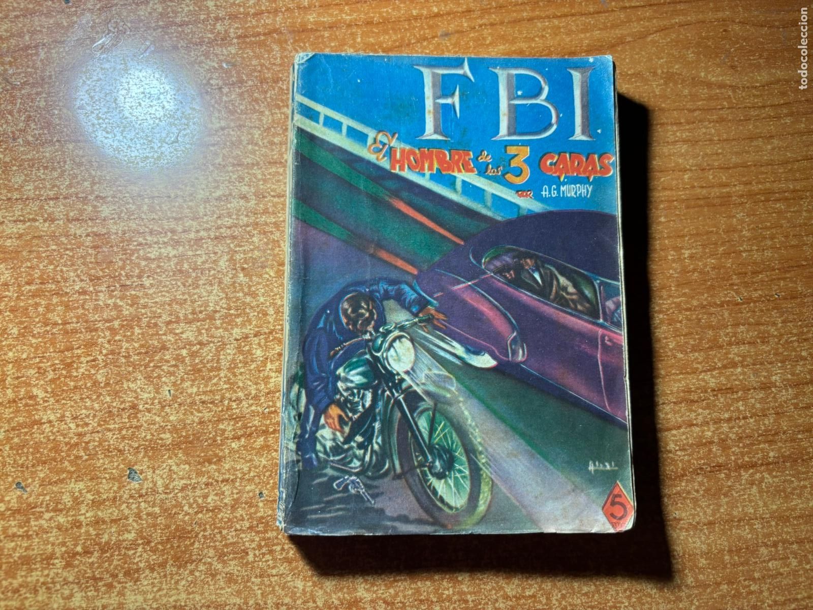 C&oacute;mics: NOVELA FBI N&ordm; 15 EDITORIAL ROLL&Aacute;N