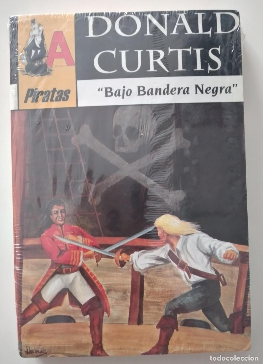 C&oacute;mics: Lote 2 novelas pulp precintadas a estrenar: Promesa en el pat&iacute;bulo + Bajo Bandera Negra