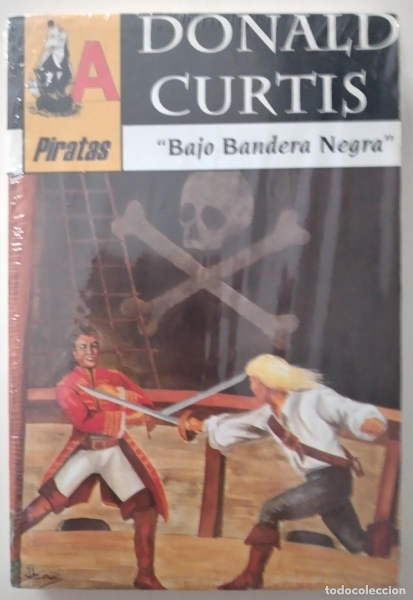 C&oacute;mics: Lote 2 novelas pulp precintadas a estrenar: Cierto olor a carro&ntilde;a + Bajo Bandera Negra