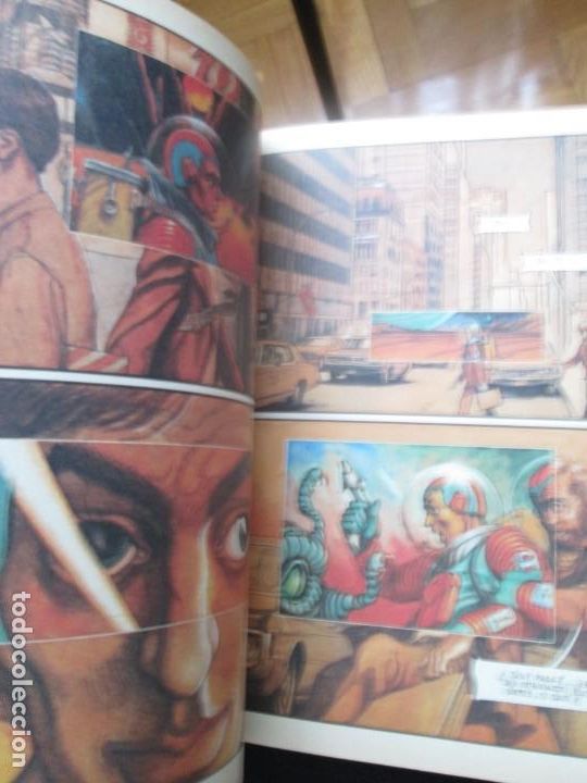 C&oacute;mics: Zona 84. Almanaque 1986. - Foto 4