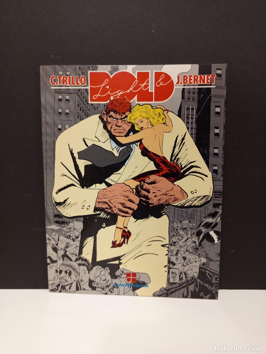 C&oacute;mics: LIGHT & BOLD (1990) EDITORIAL TOUTAIN