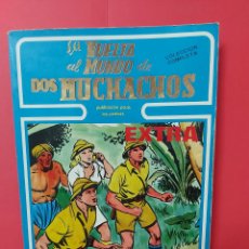 Cómics: * LA VUELTA AL MUNDO DE DOS MUCHACHOS * URSUS, 1982 DE BOIXCAR * TOMO CON LA COLECCIÓN COMPLETA *