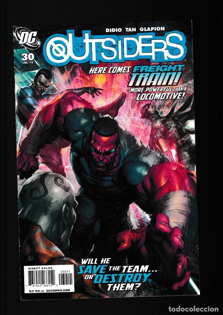 C&oacute;mics: OUTSIDERS 30 - DC 2010 NM - Foto 1