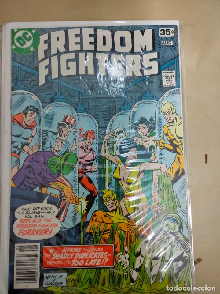 C&oacute;mics: Freedom Fighters 15 DC 1978 - Foto 1