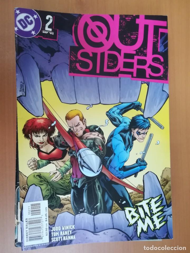 C&oacute;mics: OUT SIDERS. N&ordm; 2. DC. USA - Foto 1