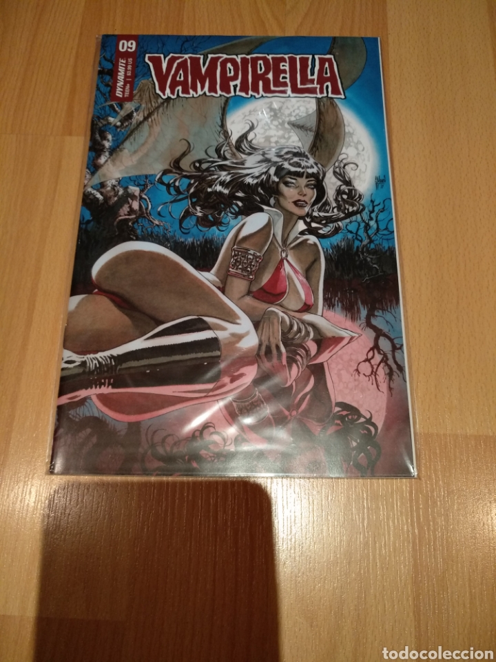 C&oacute;mics: C1A - VAMPIRELLA N&ordm; 9 - COVER B GUILLEM MARCH / DYNAMITE - Foto 1